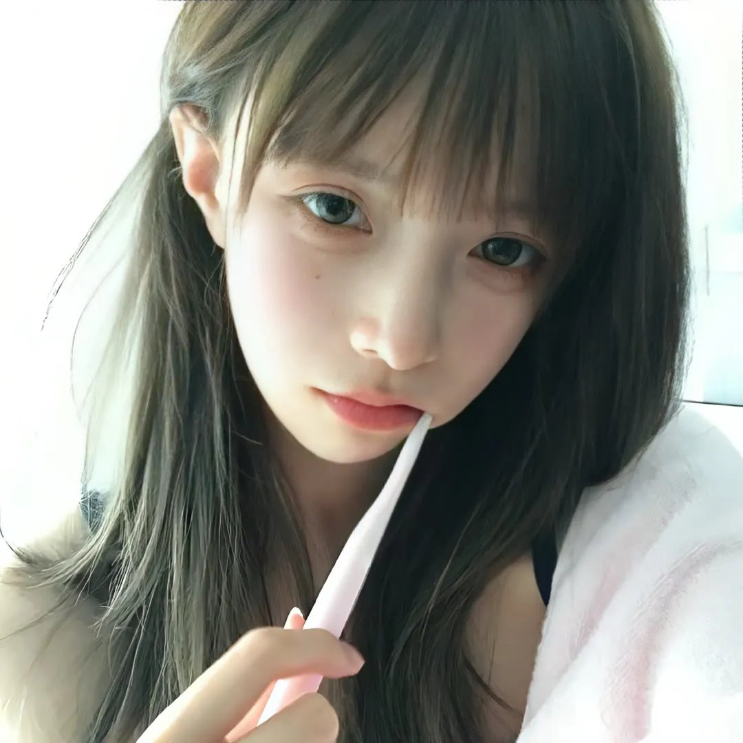 女孩的钓鱼慢活